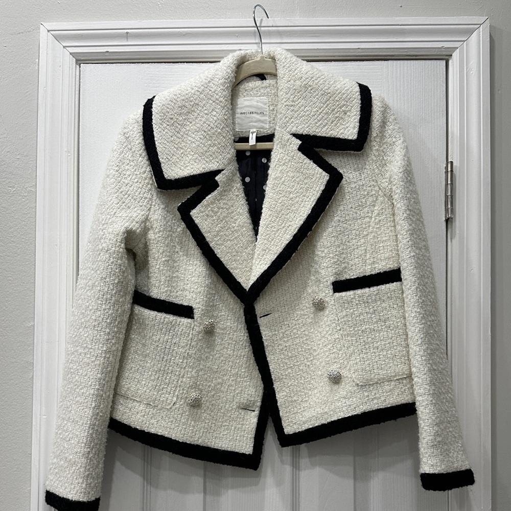Avec Les Filles Cream Blazer with Black Accents